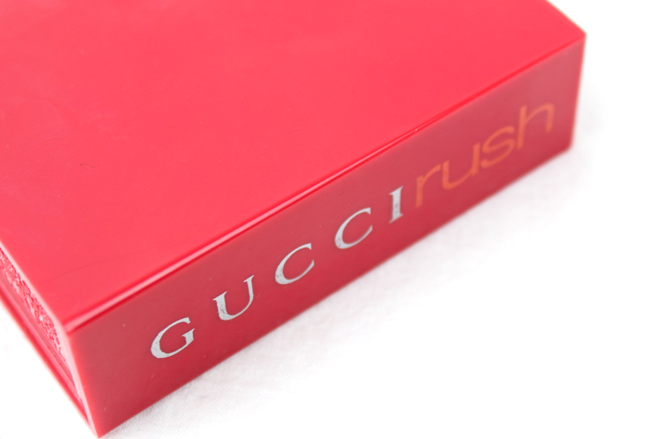 smell this: Gucci Rush – The Seventh Sphinx